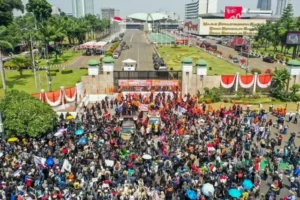 Aksi Dukung MBG: Monas dan Merdeka Selatan Menjadi Kumuh Setelah Demo