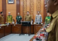 Desa Longkeyang Resmi Melantik Panitia dan Pengawas Pilkades Serentak 2026