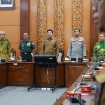 Desa Longkeyang Resmi Melantik Panitia dan Pengawas Pilkades Serentak 2026