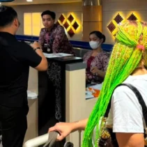 Duh, Cewek Arab Bikin Onar di Bandara Bali Gegara Overstay, Imigrasi Bertindak!