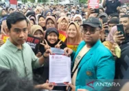 Guntur Romli Soroti Skandal Suap Mahasiswa: Strategi Gibran Justru Merugikan Pemerintah