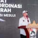 Jokowi Terima Gelar Adat di Kedaton Keagungan, Jalani Ritual Injak Kepala Kerbau