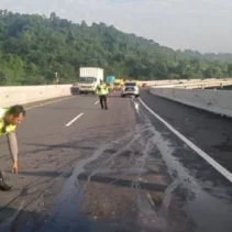 Kecelakaan Beruntun di Tol Becakayu: 8 Orang Dilarikan ke Rumah Sakit