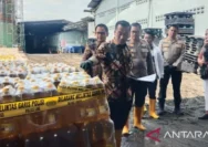 Warga Karanganyar Resah, Minyakita Berbau Solar Sebabkan Tenggorokan Sakit