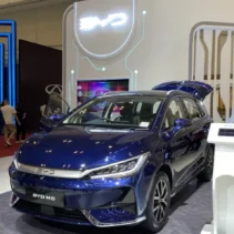 BYD Pecahkan Rekor Penjualan: 400 Ribu Unit Terjual di Juni 2026!