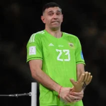 Emiliano Martínez: Kiper Argentina yang Menghadapi Tantangan Berat di Piala Dunia 2026