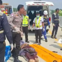 Hendak Wisata Religi, 7 Orang Tewas Kecelakaan di Tol Indrapura-Limapuluh, Bus Hantam Belakang Truk