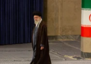 Iran Undang 400 Influencer Asing ke Pemakaman Khamenei, Buat Apa? Mengungkap Strategi Komunikasi Negara