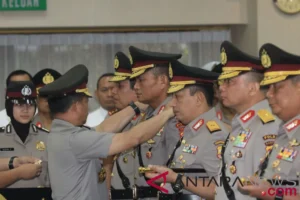 Kapolri Lantik Enam Kapolda Baru: Langkah Strategis dalam Mutasi Polri