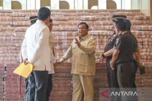 Ketum Rekat Indonesia Dukung Presiden Berantas Korupsi Pejabat Negara, Don Ritto Tiba di Kejagung