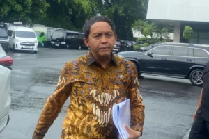 Klarifikasi Raja Juli: Amplop Bupati Kuansing dan Respon KPK yang Menggugah Publik