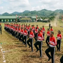Menteri HAM Tak Setuju Latihan Fisik Berlebihan di Latsarmil Calon Manajer Kopdes: Fokus Pada Ketahanan Pangan