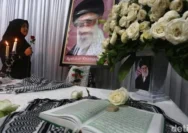 Mojtaba Khamenei Tak Hadir di Pemakaman Ayahnya, Ali Khamenei: Prosesi Penuh Emosi dan Tanggapan Dunia