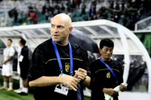 Pelatih Portugal Bernardo Tavares Bawa Persebaya Lolos Semifinal Piala Presiden 2026