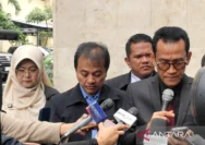 Perpecahan di Kubu Roy Suryo Terungkap: Tudingan Ahmad Khozinudin ke Refly Harun Dibantah