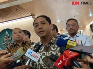 Profil Raja Juli Antoni, Eks Tim Kampanye Prabowo yang Kini Jadi Menhut Pertama