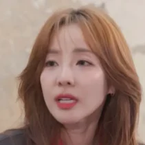 Sandara Park 2NE1 Bongkar Kisah di Balik Asrama YG: Selebriti Pria Tiba-Tiba Datang!