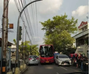 Sopir Bus Nganjuk Ugal-Ugalan, Cuma Ditilang! Apa Kata Pengamat Transportasi?