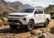 Toyota Hilux Terbaru Meluncur di Indonesia dengan Varian Listrik yang Menggoda