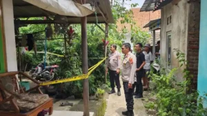 Tragedi Cirebon: Ibu dan Bayi Tewas Setelah Truk Terjang Warung