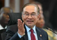 Anwar Ibrahim Penuhi Janji: Harga BBM Malaysia Kini Lebih Murah dari Saudi!