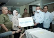 BPJS Ketenagakerjaan Serahkan Hak Jaminan Sosial Almarhum Sumarna, Nilainya Rp 418 Juta
