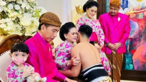 Jokowi Bakal Punya Cucu Lagi dari Kaesang-Erina: Langkah Politisi Muda yang Menarik Perhatian