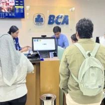 Kiwoom Sekuritas Pertahankan Rekomendasi Buy BBCA, Segini Target Harganya!