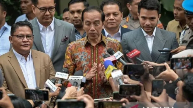 Kubu Roy Suryo Sebut Jokowi Takut Diadili, Tawaran RJ Berulang Jadi Sorotan