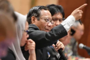 Mahfud MD Setuju Koruptor Kelas Kakap Bisa Divonis Mati: Apa yang Membuat Herry Wirawan Divonis Mati?