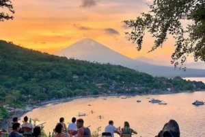 Menikmati Keindahan Sunset: Dari Perayaan hingga Pemandangan Mempesona