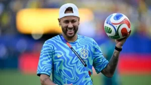 Neymar Tercatat Sebagai Pemain Pertama Kena Aturan Baru di Liga Brasil