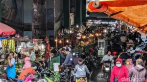 Pasar Ciputat: Kejadian Mencengangkan dan Layanan Penting di Tangerang Selatan