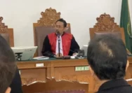 Praperadilan Roy Suryo Berkali-kali, Rismon Uji KUHAP ke MK: Menggugat Proses Hukum yang Berlarut-larut