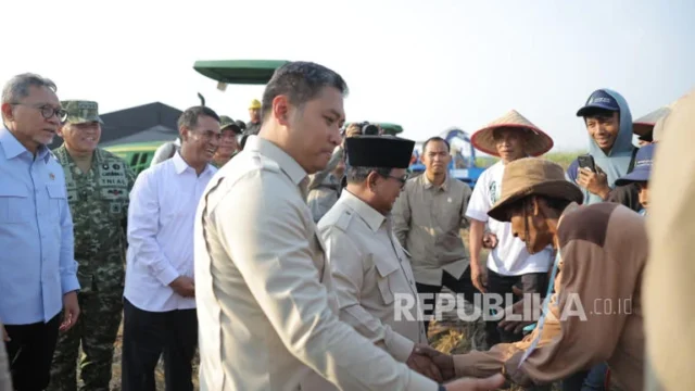 Presiden Prabowo Menjawab Kritik: TNI Turun ke Sawah dan Polisi Menanam Jagung untuk Program MBG
